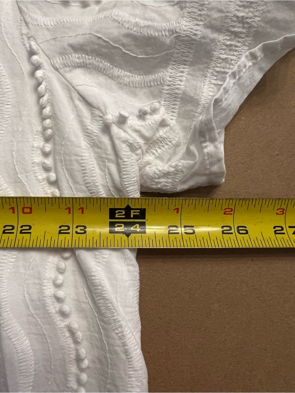 Like New- Draper James White Embroidered Button-Front Blouse. Size XXL - Picture 8 of 9
